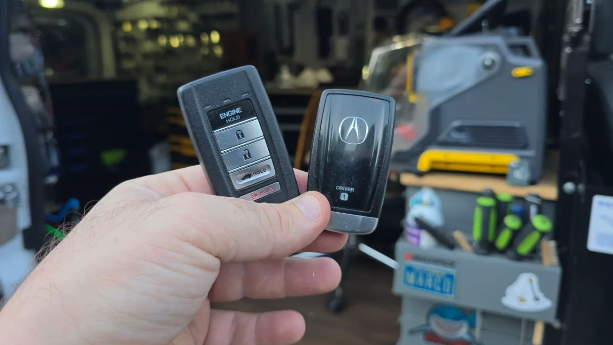 Quick turnaround 2002 Acura RL car key by EZ Car Keyz in Ventura CA