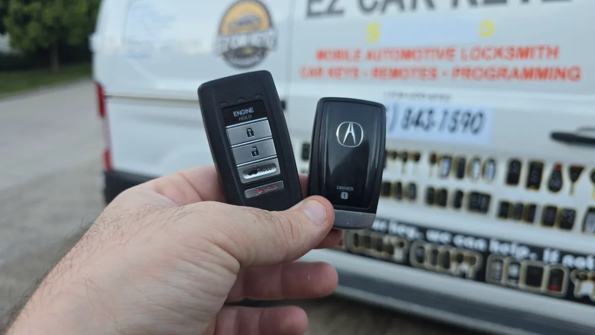 Insured mobile locksmith working on 2003 Acura TL in Ventura CA