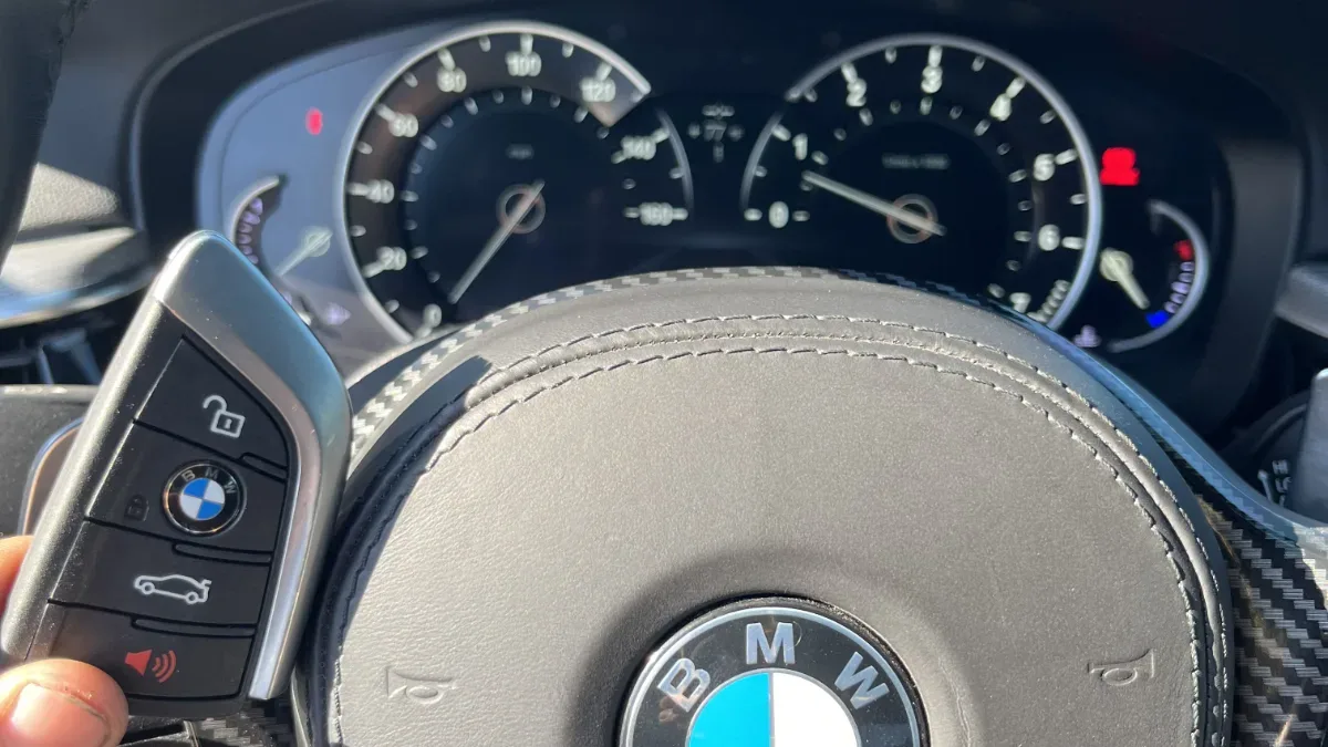 On-site 2009 BMW 3 Series car key programming in Moorpark CA