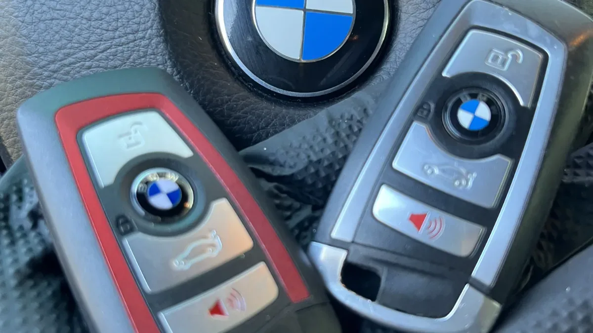 Licensed locksmith replacing 2002 BMW 5 Series key in Oxnard CA