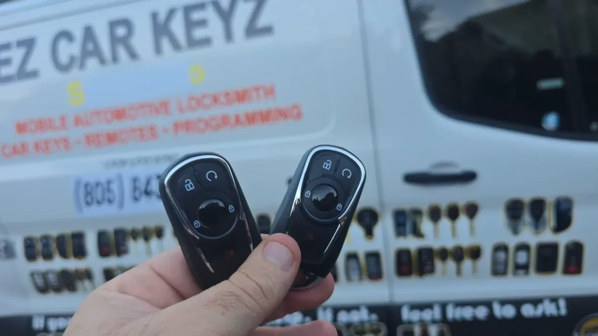 Insured mobile locksmith working on 2001 Buick Park Avenue in Oxnard CA