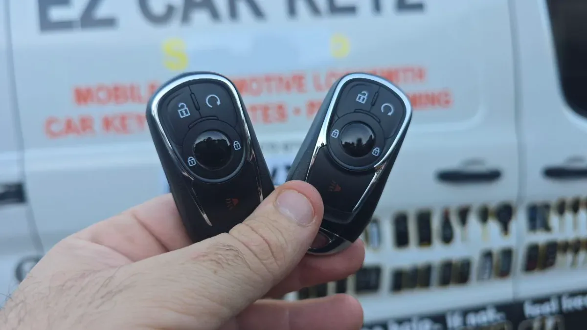 Certified auto locksmith servicing 2011 Buick Regal in Thousand Oaks CA