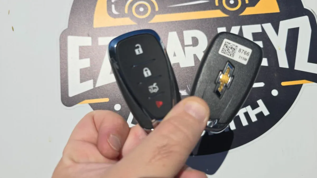 Licensed locksmith replacing 2006 Chevrolet Express key in Thousand Oaks CA