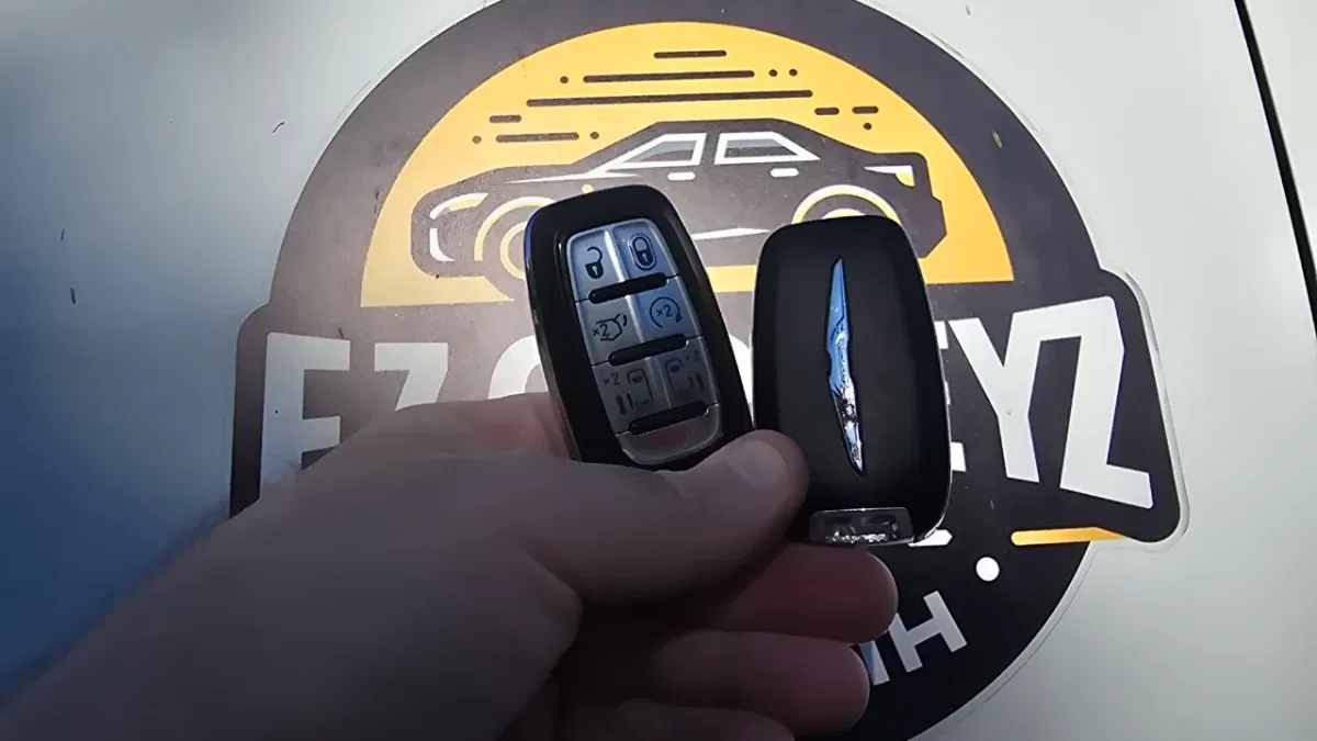 Same-day 2006 Chrysler 300 key replacement in Ventura CA