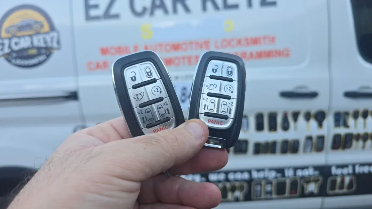 Low cost 2000 Chrysler Sebring car key service by EZ Car Keyz Ventura CA