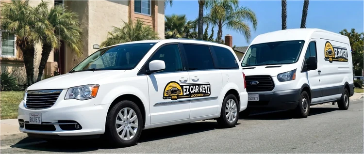 Chrysler Town And Country mobile car key service by EZ Car Keyz in Ventura County