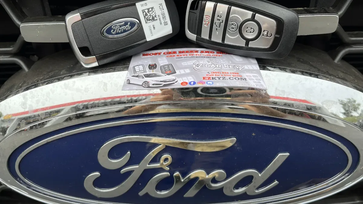 Licensed locksmith replacing 2018 Ford Escape key in Ventura CA