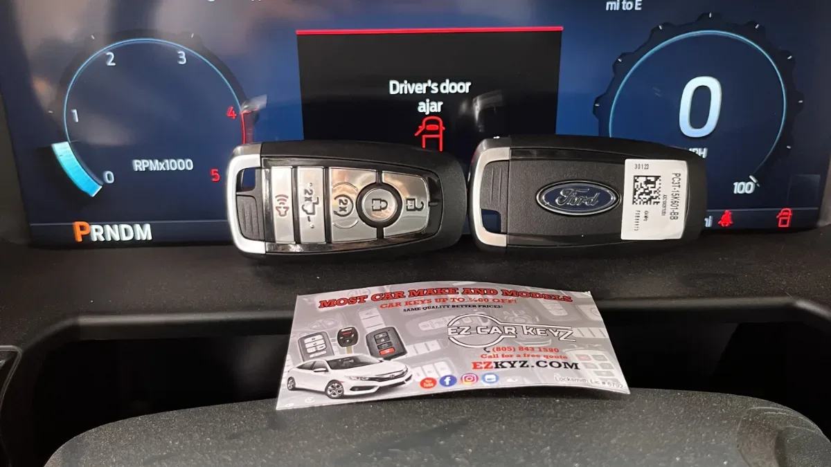 Mobile 2022 Ford Escape key replacement at your location in Ventura CA