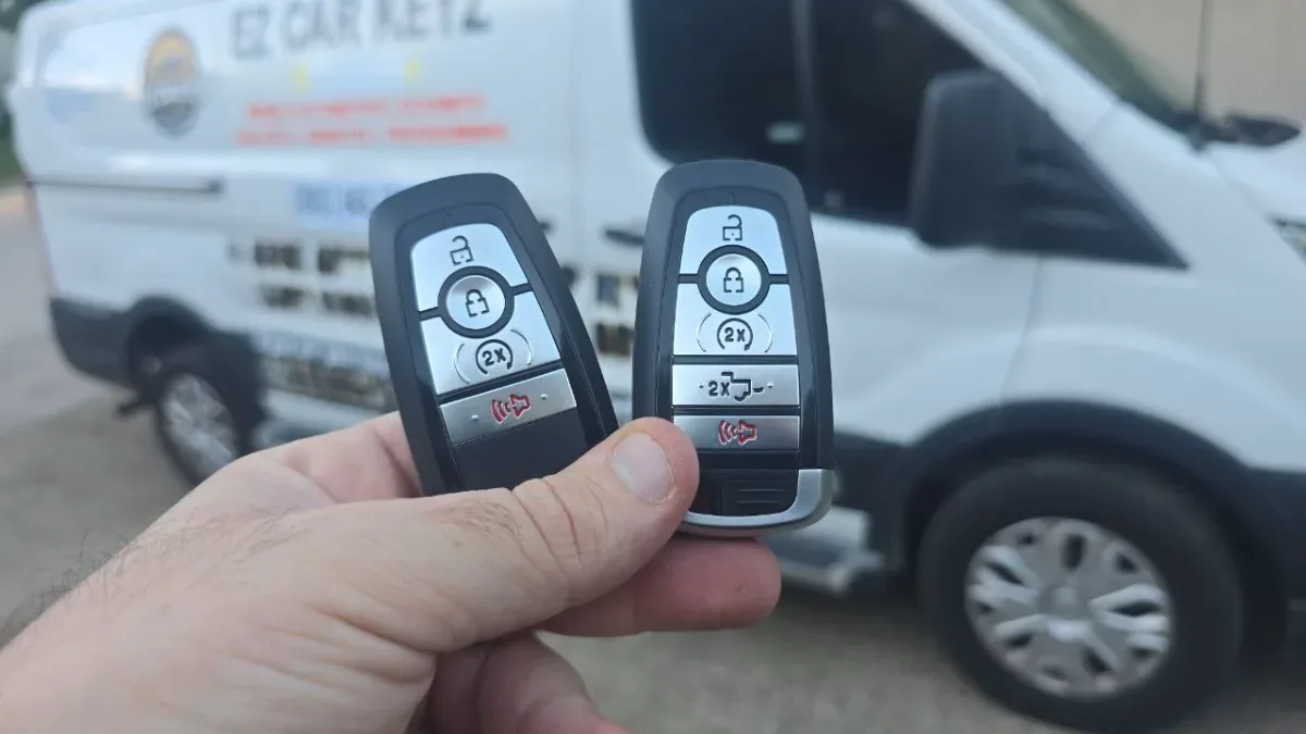 Mobile 2020 Ford Expedition key replacement at your location in Thousand Oaks CA