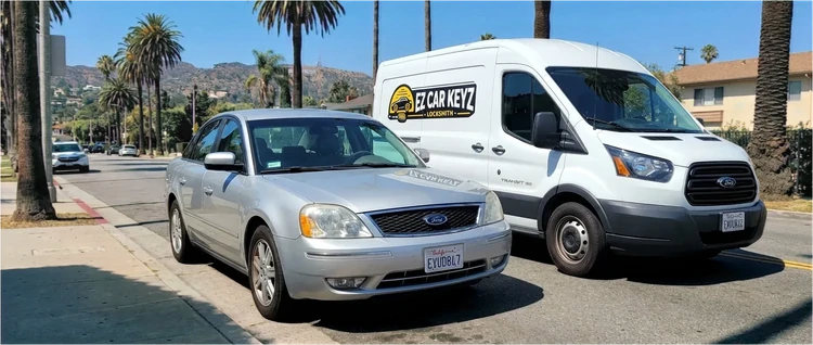 Ford Five Hundred mobile car key service by EZ Car Keyz in Ventura County