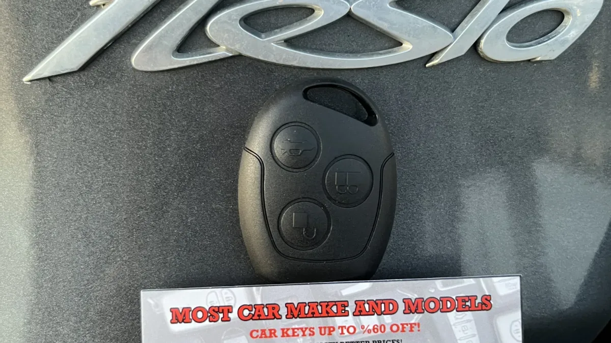 Emergency 2015 Ford Transit Connect car key service in Santa Barbara CA