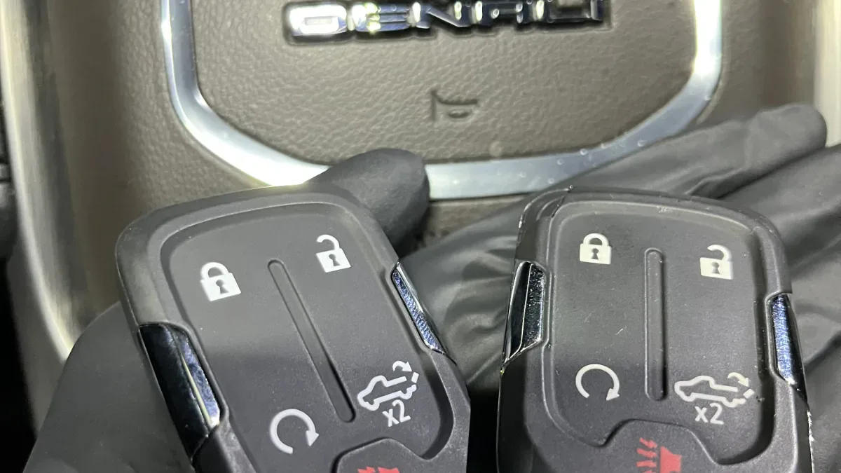 2011 GMC Acadia key made with no spare by EZ Car Keyz Ventura CA