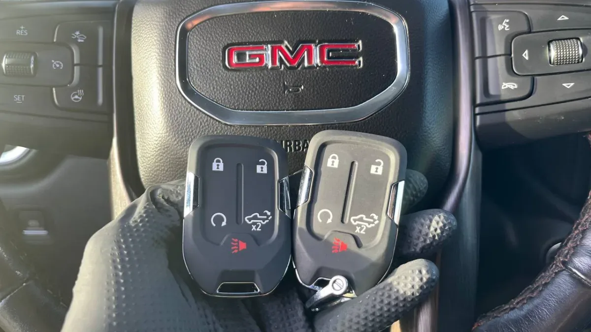 Affordable 2020 GMC Acadia key replacement by EZ Car Keyz in Camarillo CA