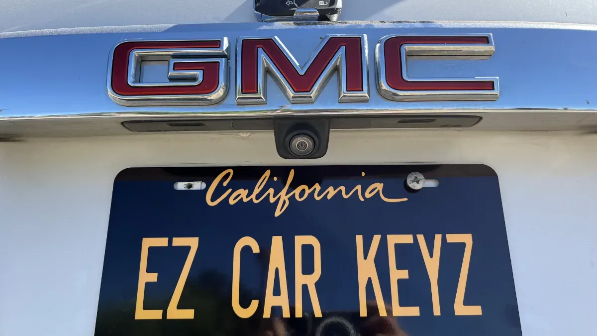 Mobile 2023 GMC Acadia key replacement at your location in Camarillo CA