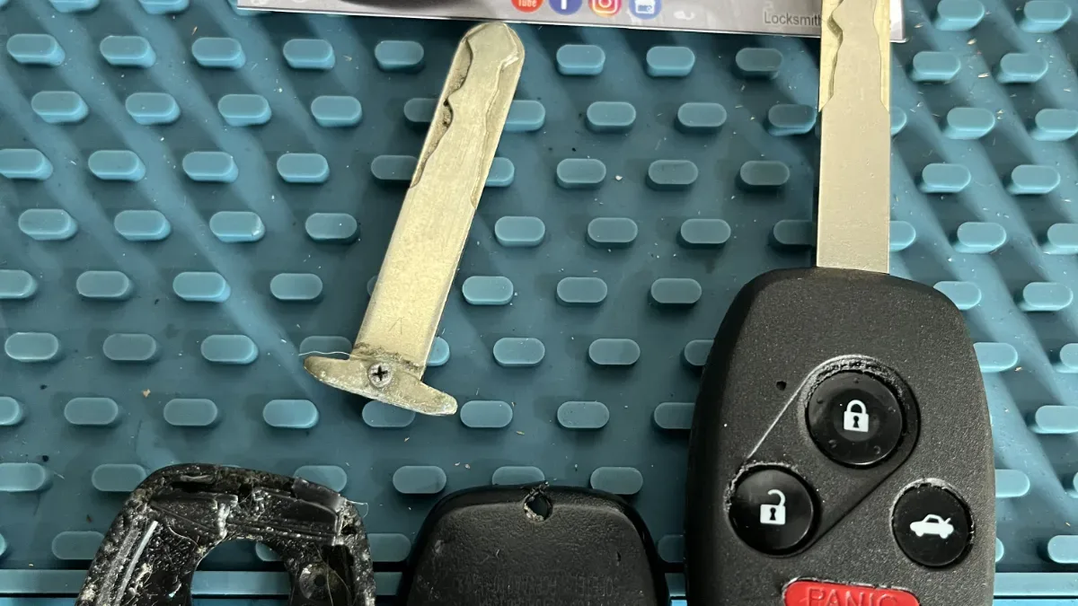 Same-day 2000 Honda Civic key replacement in Thousand Oaks CA