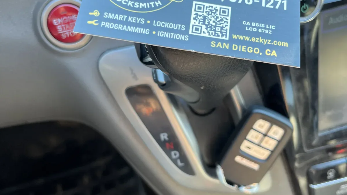 Emergency 2013 Honda Odyssey car key service in Oxnard CA