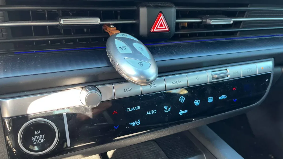 2022 Hyundai Sonata key replaced in your driveway in Ventura CA