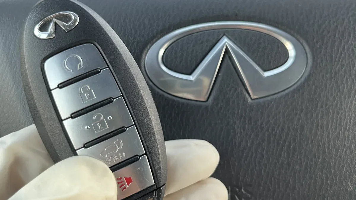 2021 Infiniti Q50 key replaced in your driveway in Thousand Oaks CA