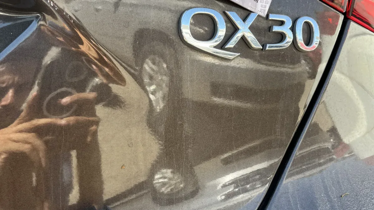 Affordable 2013 Infiniti QX60 key replacement by EZ Car Keyz in Ventura CA