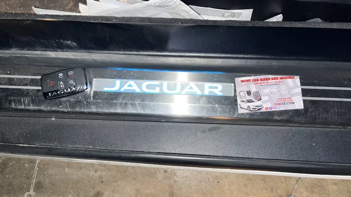 Affordable 2008 Jaguar X-Type key replacement by EZ Car Keyz in Ventura CA