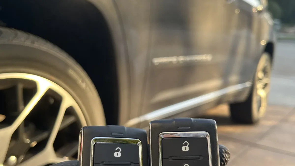 2002 Jeep Cherokee Affordable Key Replacement - EZ Car Keyz Camarillo Low cost 2002 Jeep Cherokee car key service by EZ Car Keyz Camarillo CA