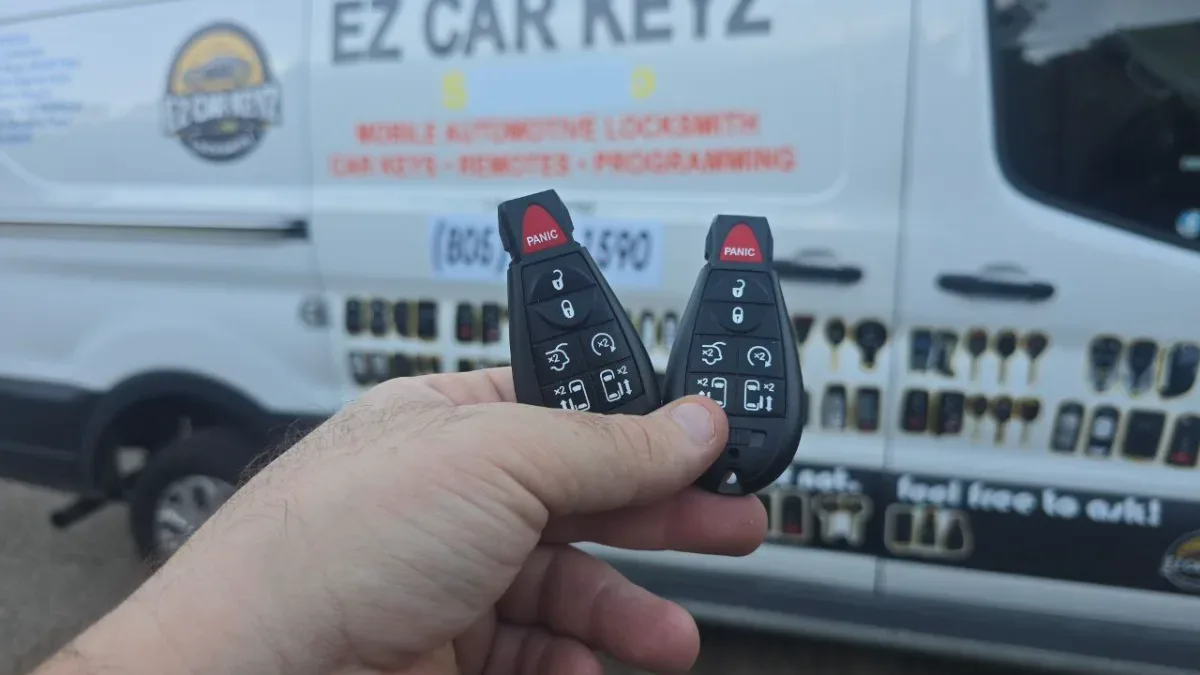 Licensed locksmith replacing 2009 Jeep Patriot key in Simi Valley CA