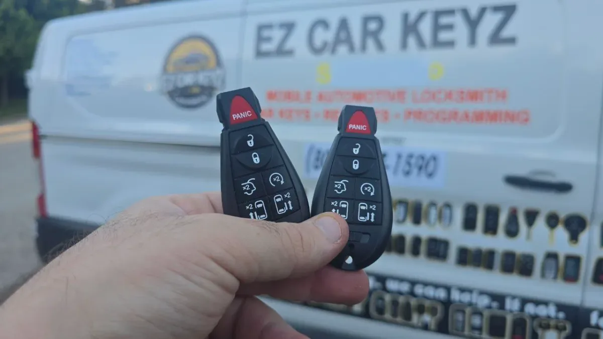 On-site 2007 Jeep Wrangler car key programming in Moorpark CA