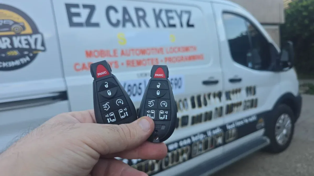 On-site 2013 Jeep Wrangler car key programming in Oxnard CA
