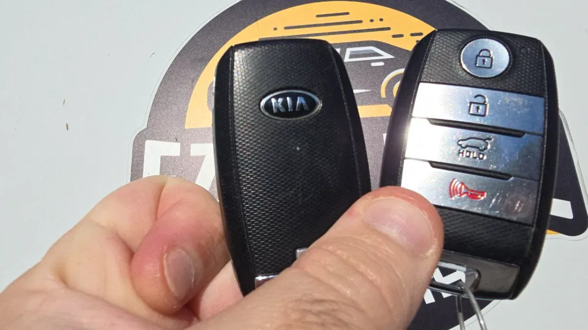 2023 Kia Niro key replacement at half the dealer price in Oxnard CA