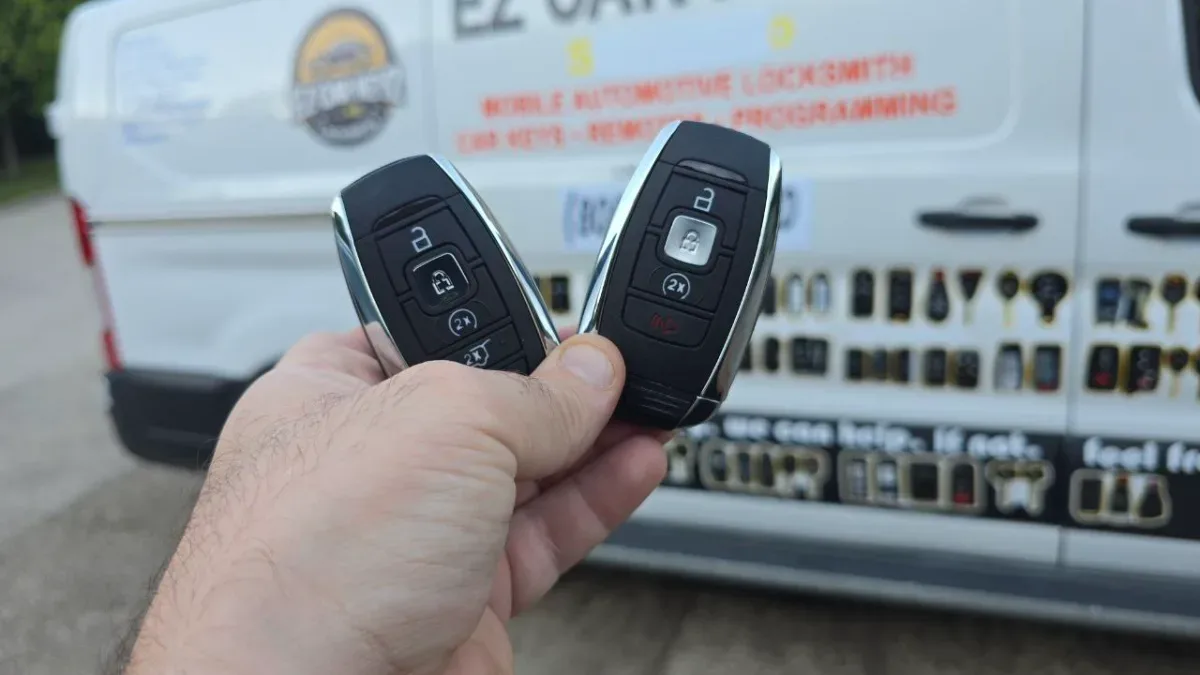 2011 Lincoln MKX Affordable Key Replacement - EZ Car Keyz Santa Paula 2011 Lincoln MKX key made with no spare by EZ Car Keyz Santa Paula CA
