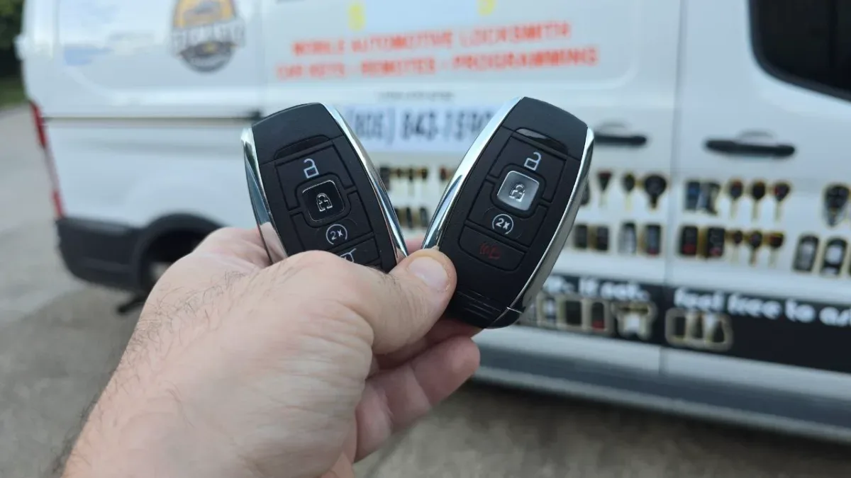 On-site 2024 Lincoln Nautilus car key programming in Camarillo CA