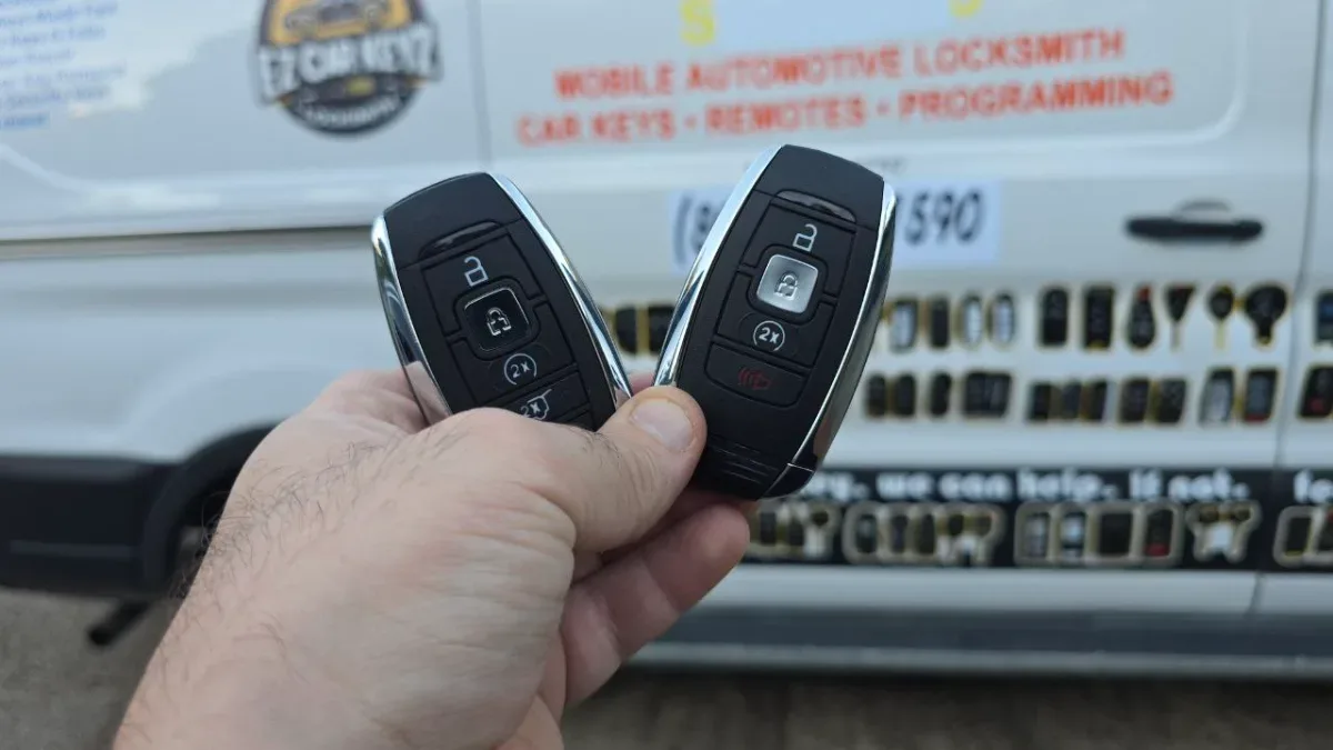 Quick turnaround 2017 Lincoln Navigator car key by EZ Car Keyz in Oxnard CA