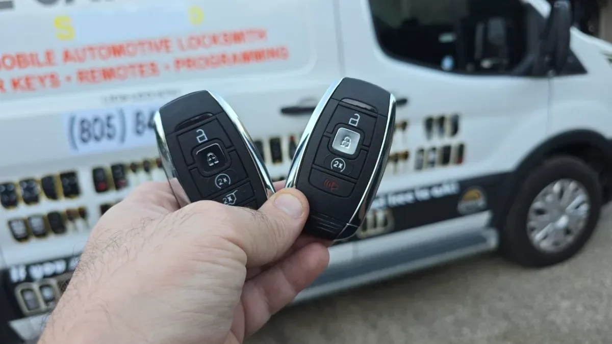 All keys lost service for 2010 Lincoln Town Car by EZ Car Keyz Thousand Oaks CA