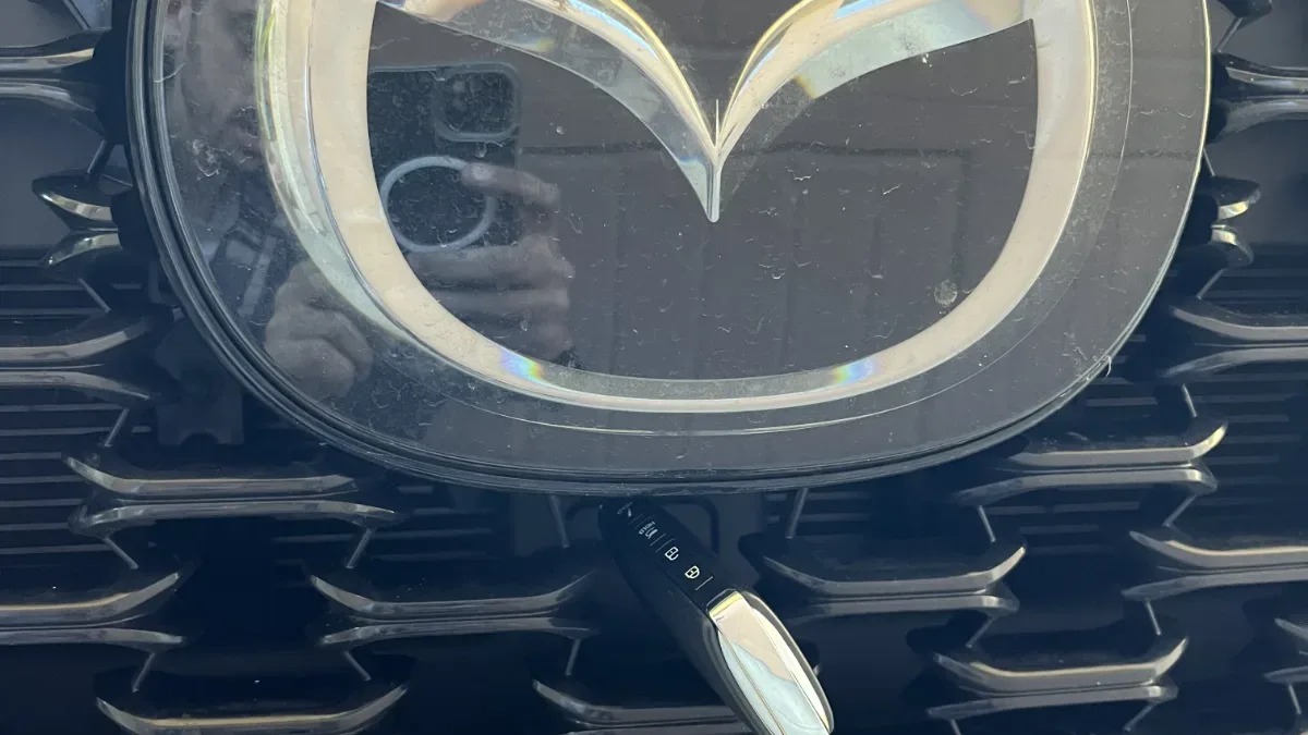 Mobile 2022 Mazda 3 key replacement at your location in Oxnard CA