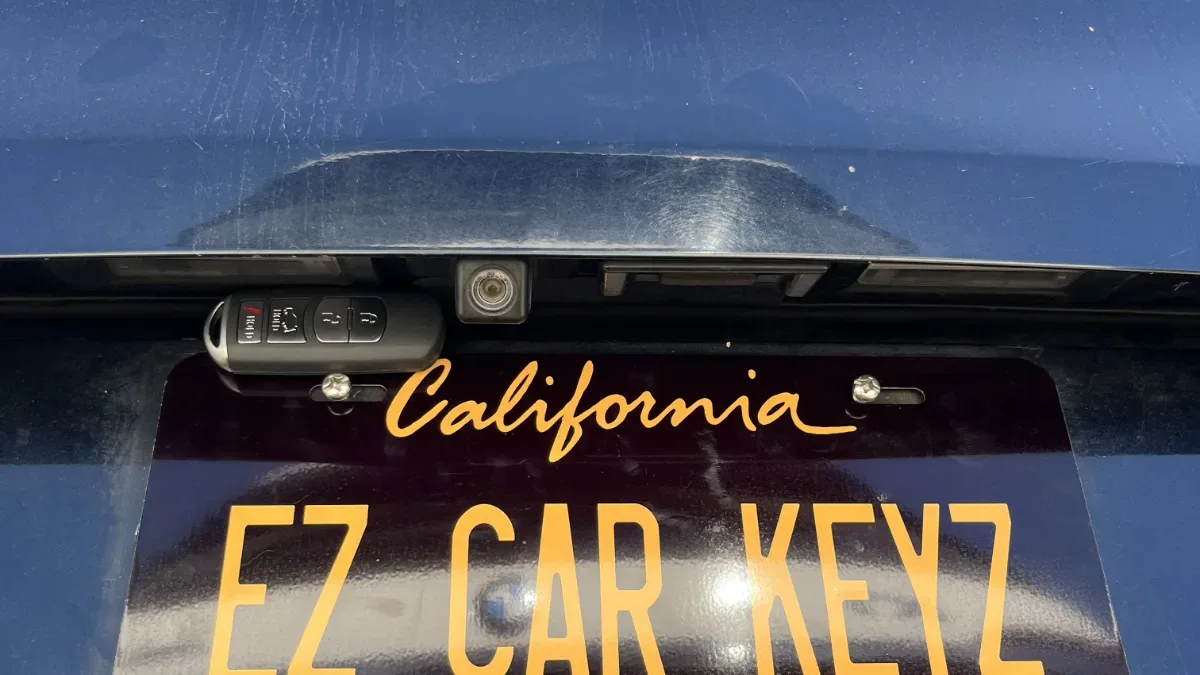 2006 Mazda 5 key replaced in your driveway in Camarillo CA