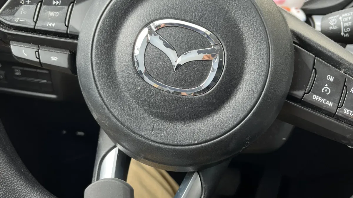 Licensed locksmith replacing 2016 Mazda 6 key in Santa Paula CA