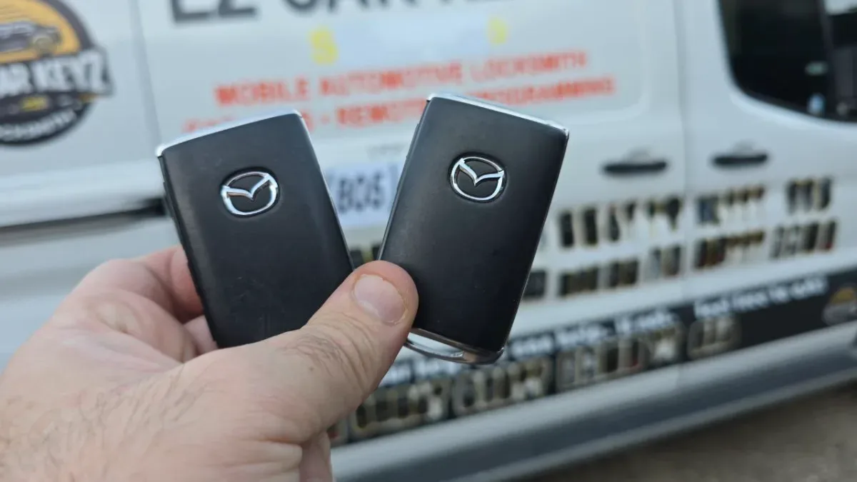 On-site 2007 Mazda CX-7 car key programming in Oxnard CA