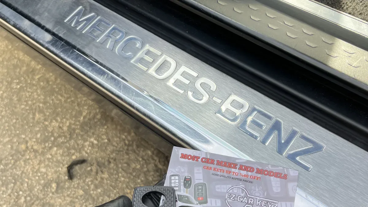 2012 Mercedes-Benz SLK key made with no spare by EZ Car Keyz Oxnard CA