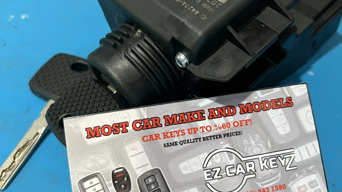 Licensed locksmith replacing 2012 MINI Clubman key in Oxnard CA