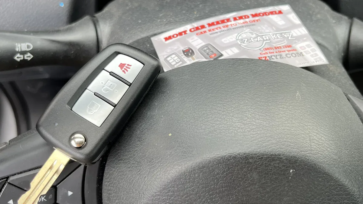 Emergency 2016 Nissan Titan car key service in Ventura CA