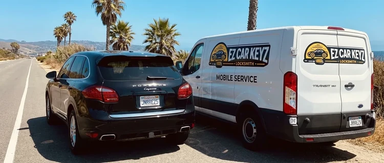 Pontiac Vibe mobile car key service by EZ Car Keyz in Ventura County