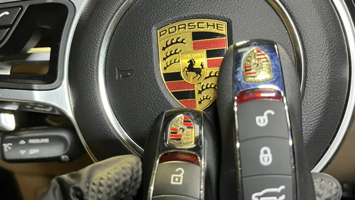 Same-day 2011 Porsche 911 key replacement in Oxnard CA