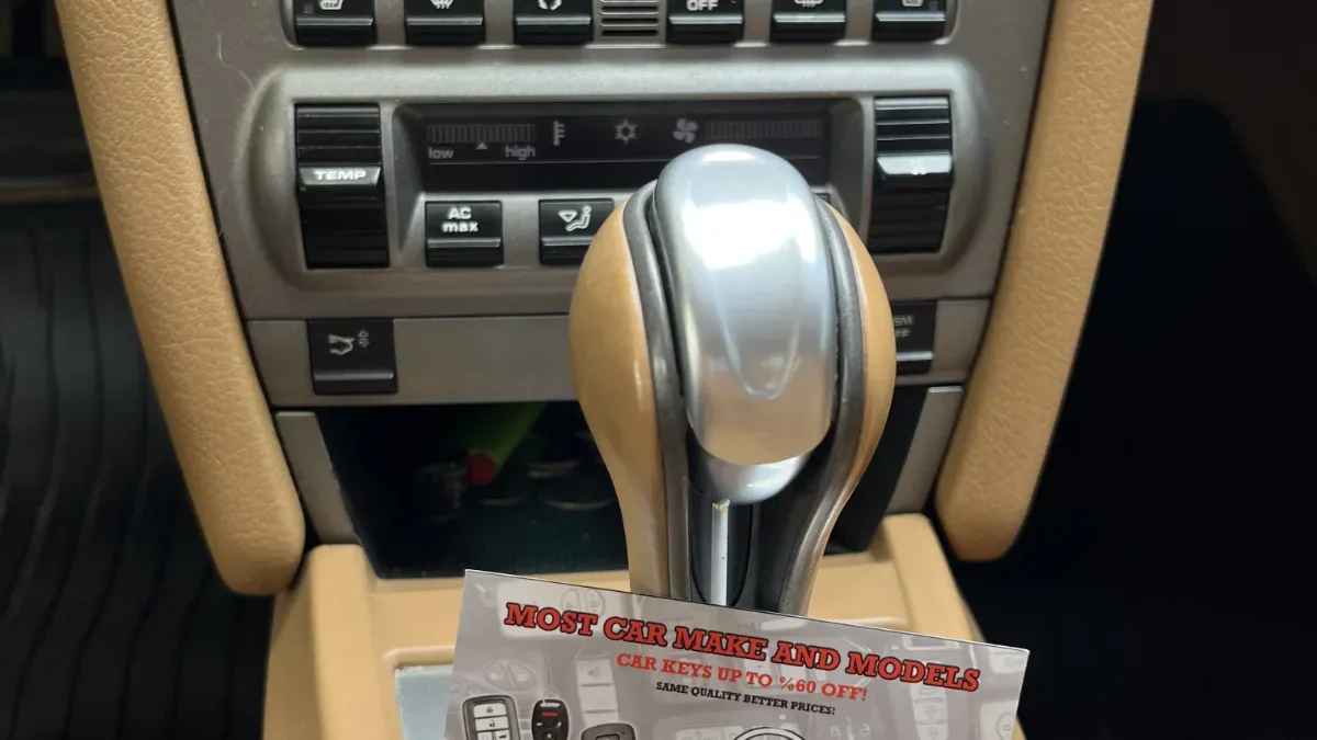 Licensed locksmith replacing 2017 Porsche 911 key in Oxnard CA