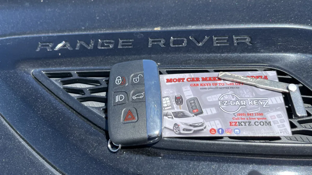 Certified auto locksmith servicing 2003 Subaru Baja in Ventura CA