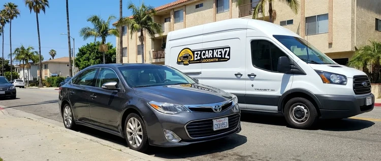 Subaru WRX mobile car key service by EZ Car Keyz in Ventura County