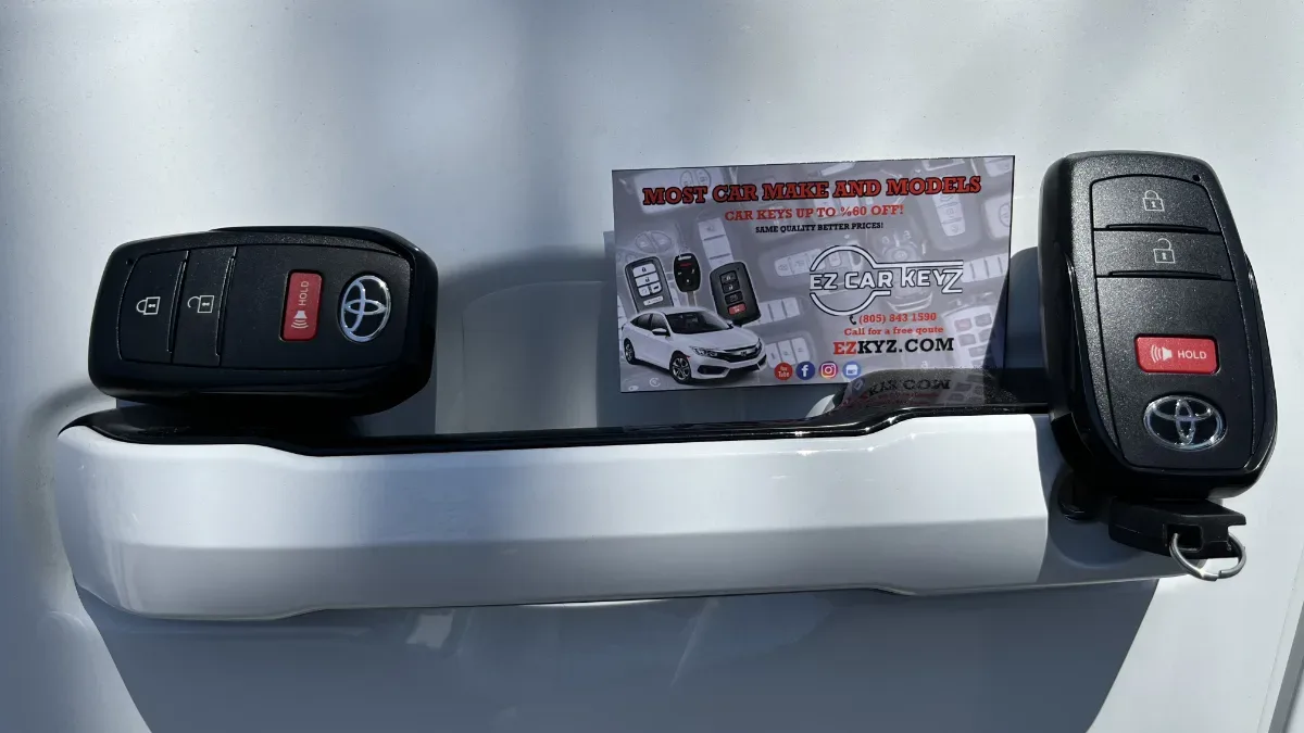 On-site 2005 Toyota Prius car key programming in Simi Valley CA