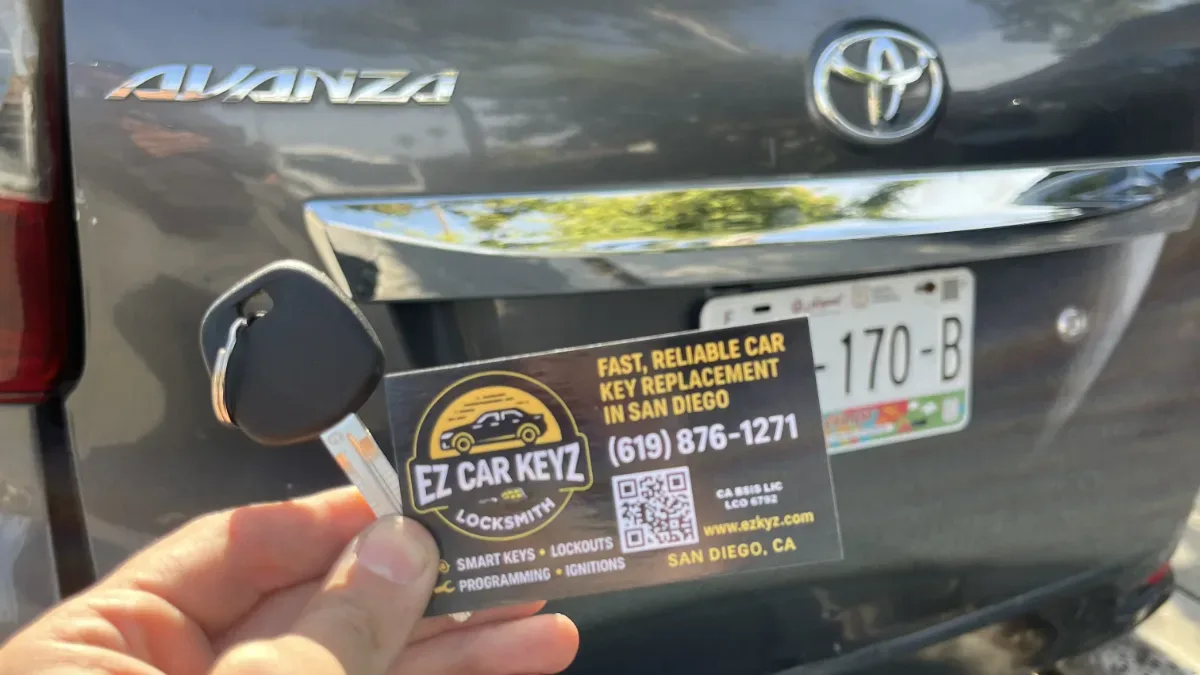 Same-day 2017 Toyota Sienna key replacement in Simi Valley CA