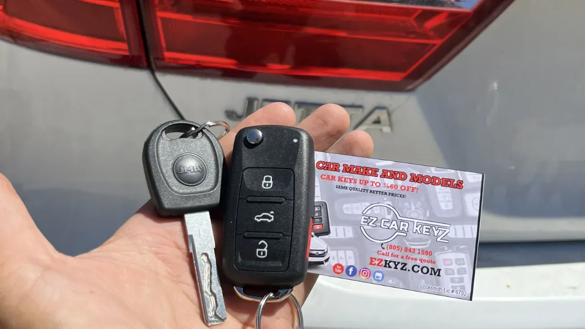 2006 Volkswagen Golf key made with no spare by EZ Car Keyz Ventura CA