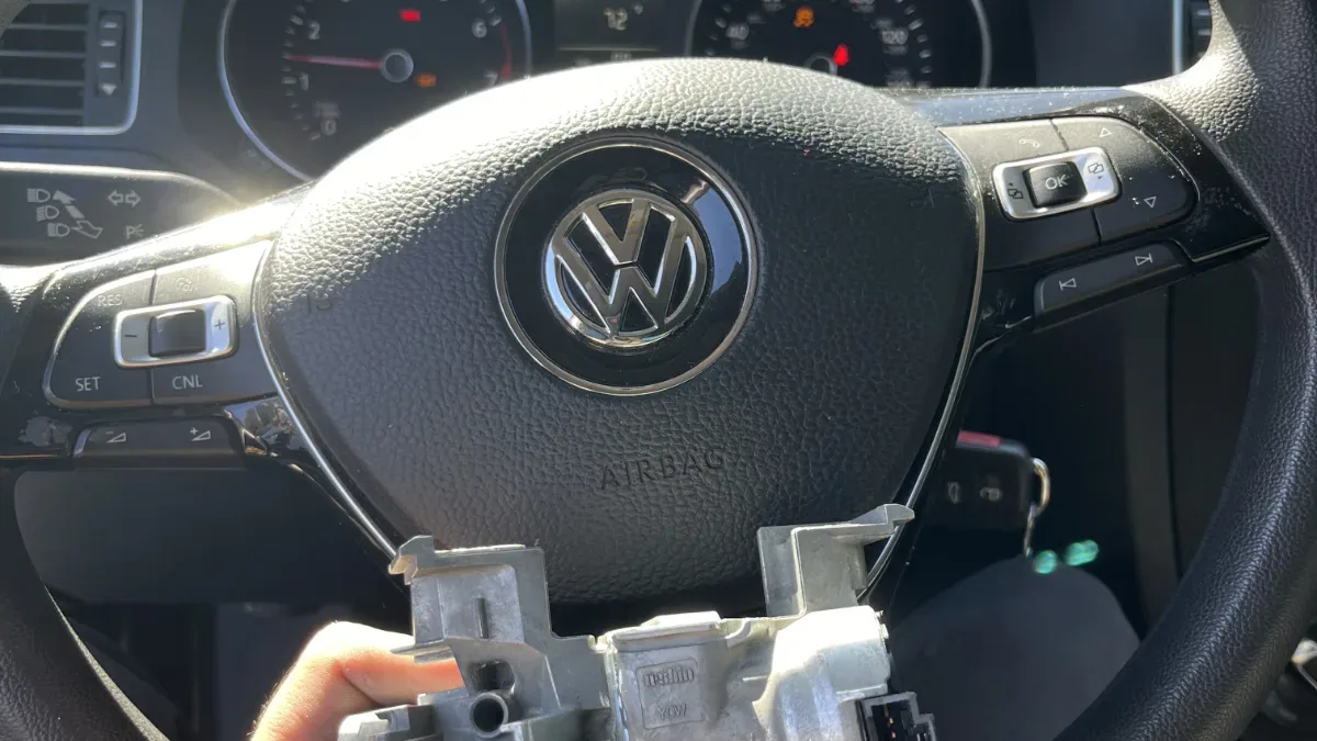 Low cost 2012 Volkswagen Golf car key service by EZ Car Keyz Oxnard CA